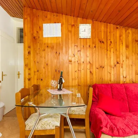 Traditional Style Spalato